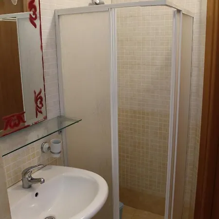 Il Giardino Di Alba Bed & Breakfast 3*